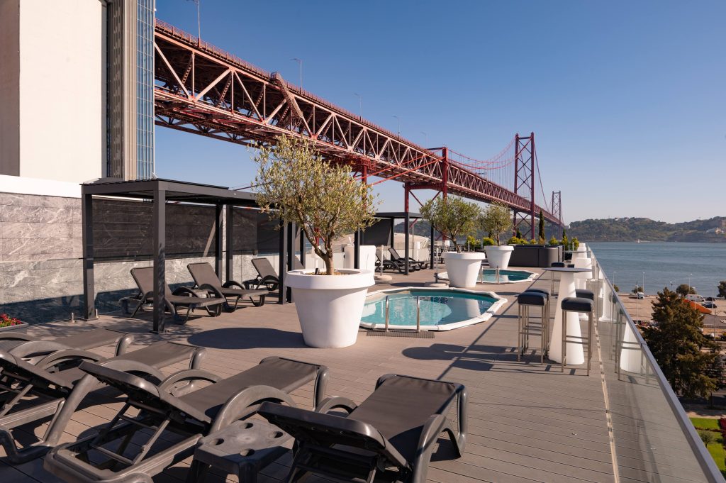 Rooftop Bar